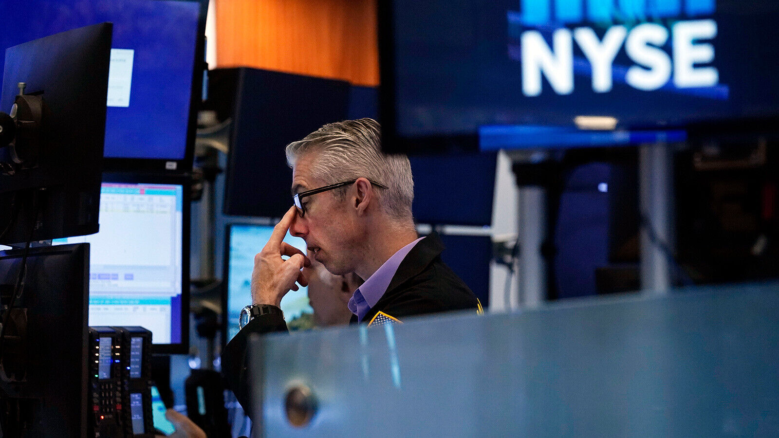 Dow suffers biggest drop of the year as Delta variant fears hit Wall Street hard